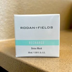 Brand new in box never used RF detox mask